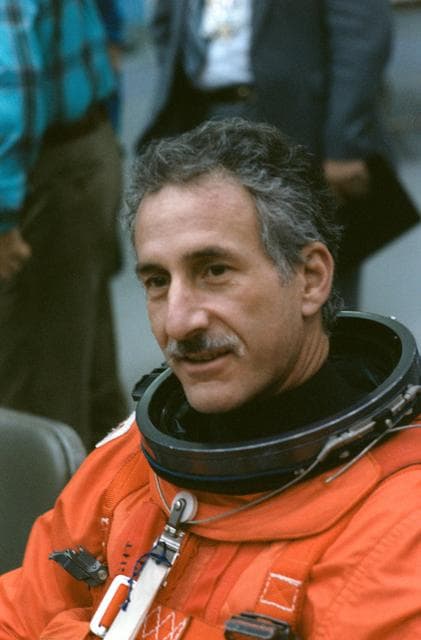 NASA image: STS-35 Mission Specialist (MS) Hoffman during egress training at JSC