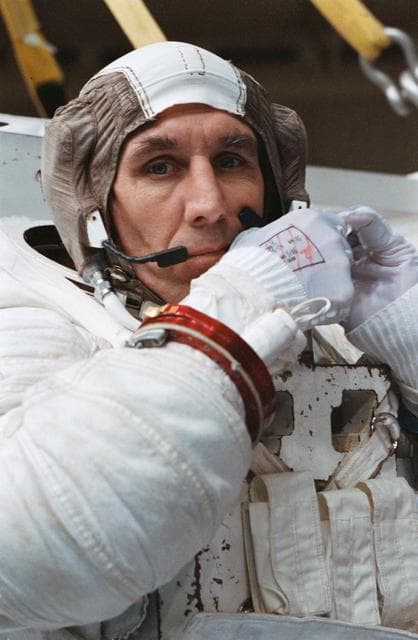NASA image: STS-38 Mission Specialist (MS) Robert C. Springer dons EMU in JSC's WETF
