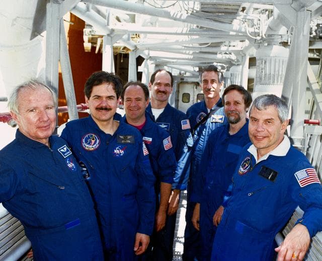 NASA image: STS-35 Columbia, OV-102, crewmembers take a break from KSC training