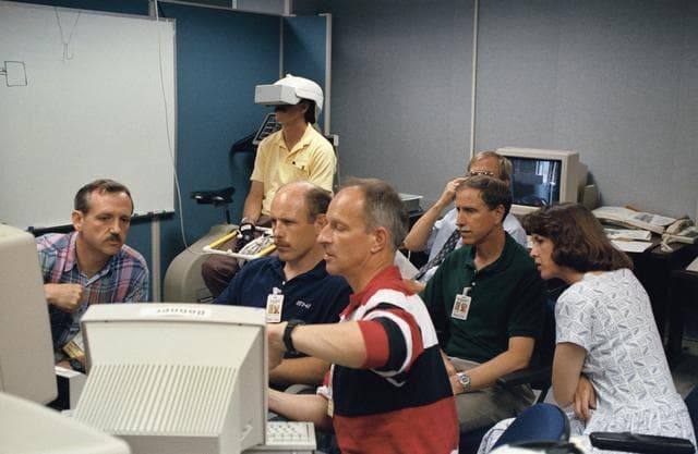 NASA image: STS-61 crew utilizing Virtual Reality in training for HST repair mission