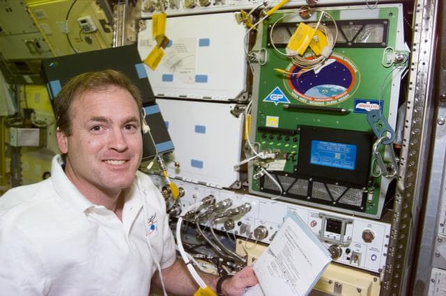 NASA image: ASTRO-PGBA - Halsell at EXPRESS rack