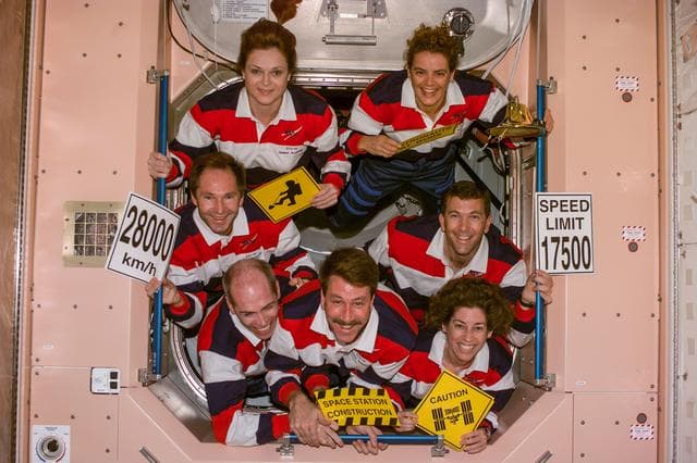 STS-96 crew in-flight portrait