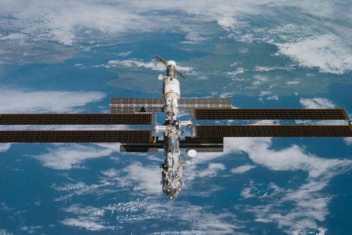 View of the ISS during Endeavour's flyaround after undocking