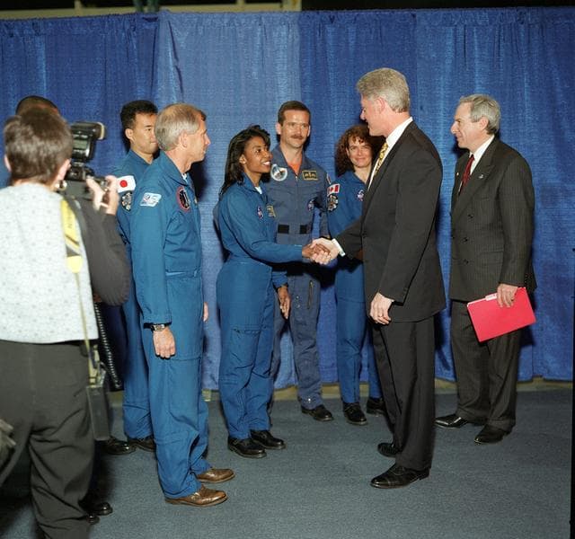 NASA image: Views from President Clinton's visit to JSC's Bldg. 9