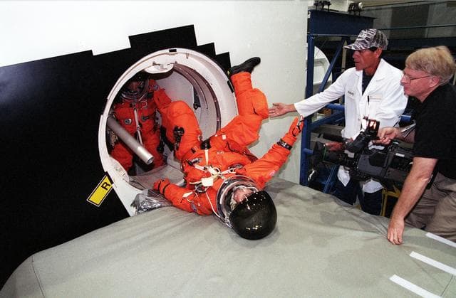 NASA image: STS-99 crewmembers bailout training in building 9