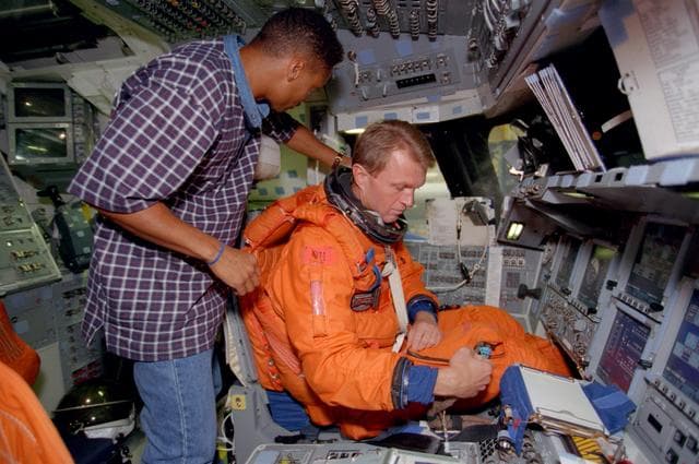 NASA image: STS-97 crewmembers participate in training and preflight activities