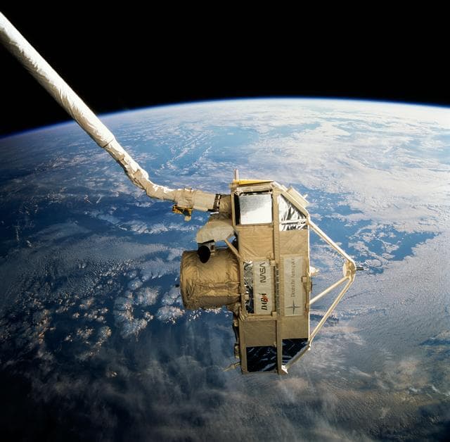 NASA image: CRISTA-SPAS payload in the payload bay of STS-66 shuttle Atlantis