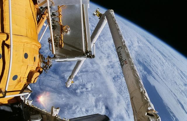 NASA image: sts074-321-027
