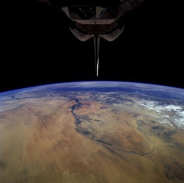 Payload bay and ODS after undocking with Mir