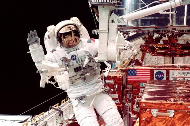 NASA image: EVA 3 activity on Flight Day 6 to service the Hubble Space Telescope