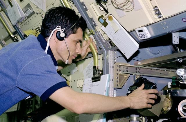 NASA image: DCE - PS Linteris in front of rack