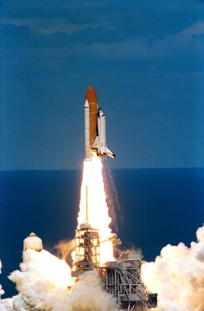 NASA image: STS-83 launch view.
