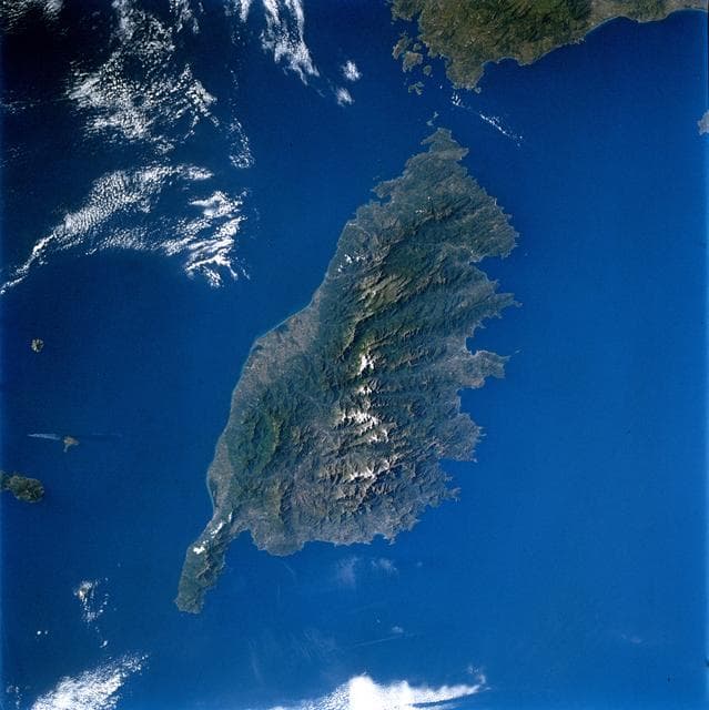 NASA image: Earth observations taken from shuttle Atlantis during STS-84 mission
