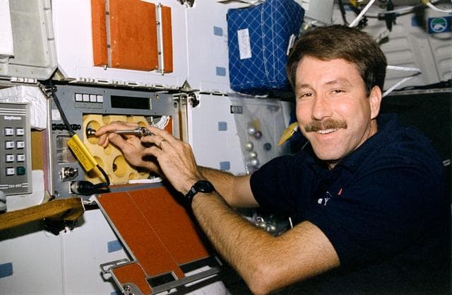 NASA image: PCG-STES, Rominger de-activates middeck experiment
