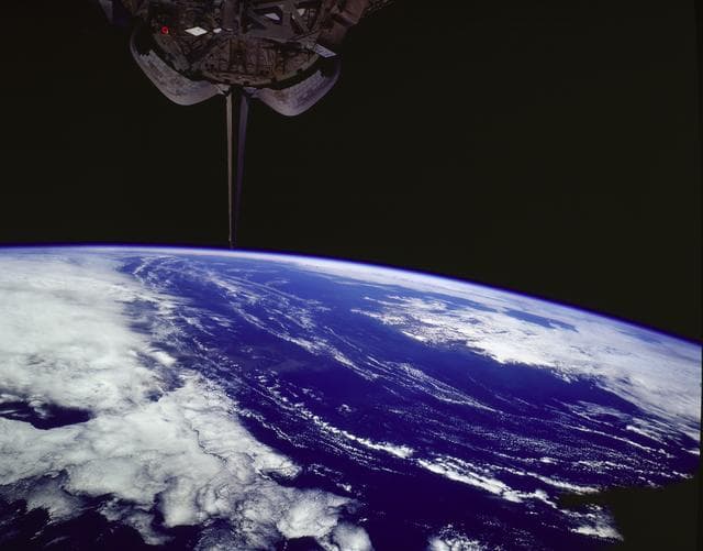 NASA image: Earth observations taken from shuttle Discovery during STS-85 mission