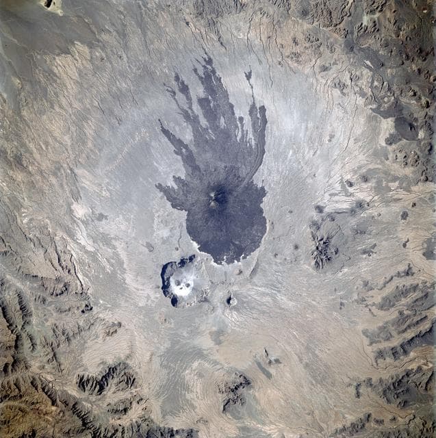 NASA image: Earth observations taken from shuttle orbiter Columbia during STS-87 mission