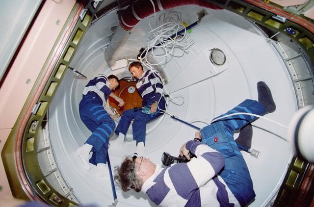 NASA image: View of the STS-88 crew in the Node 1/Unity module