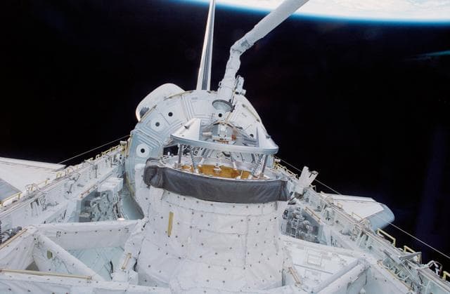 NASA image: ODS and RMS arm in position to grapple Node 1/Unity module