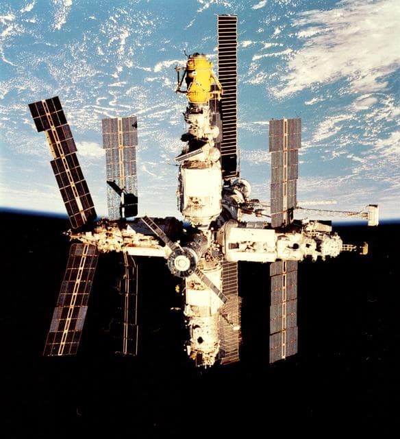 NASA image: DTO 1118 - Survey of the Mir Space Station