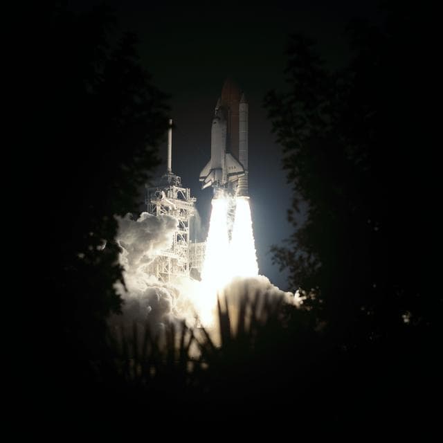 NASA image: sts093-s-007