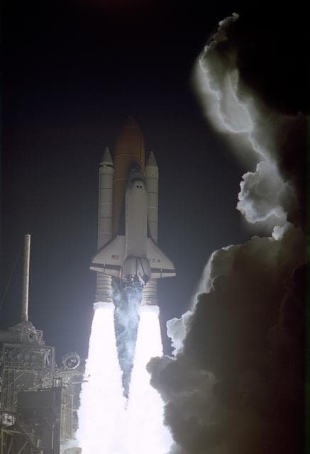 NASA image: sts093-s-009
