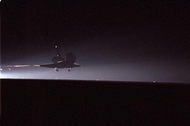 NASA image: sts093-s-011