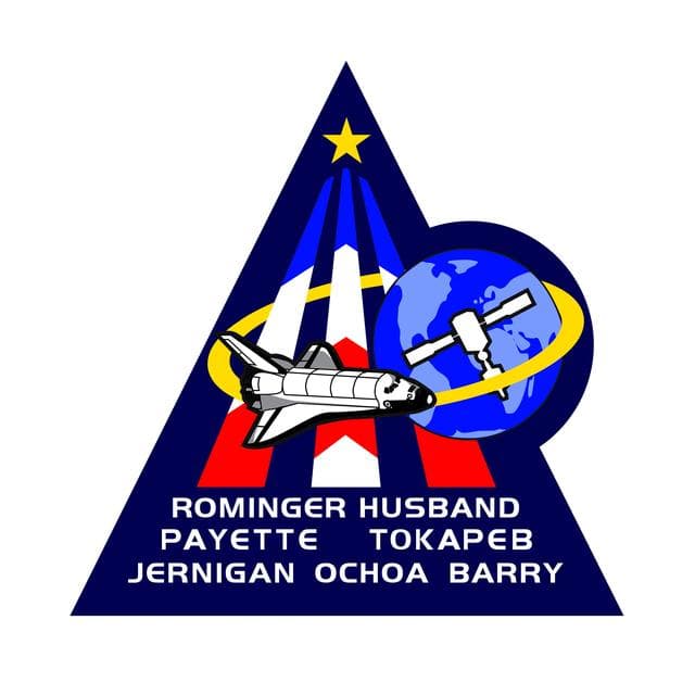 sts096-s-001