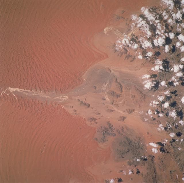 NASA image: Earth observations of Namibia taken during the STS-97 mission