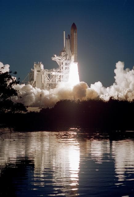 NASA image: sts098-s-010