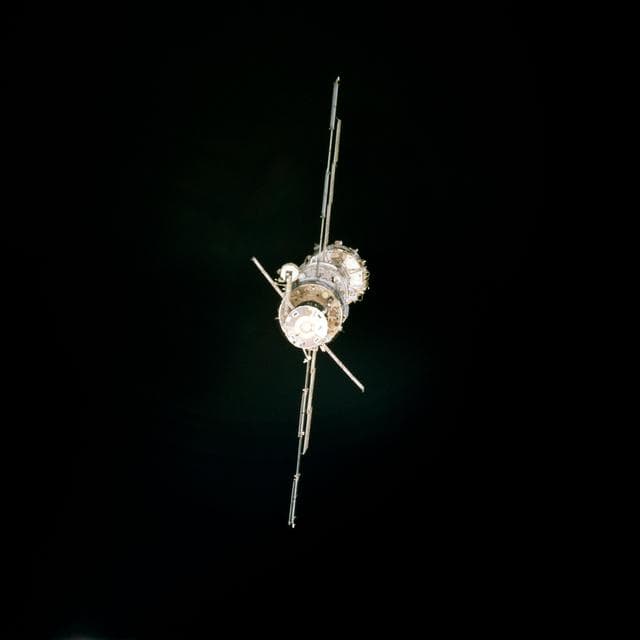 NASA image: View of the ISS as Atlantis makes its initial fly around during STS-106