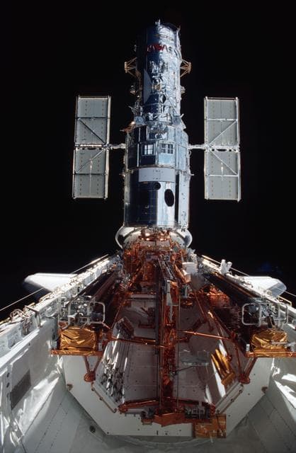 NASA image: HST in Columbia's payload bay after repairs