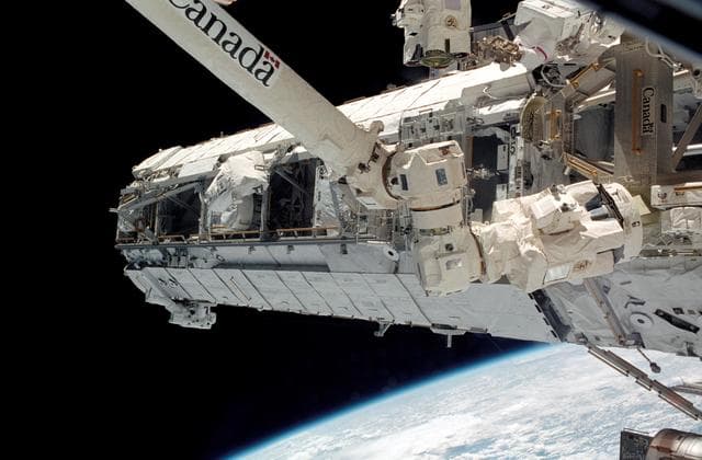NASA image: EVA 1 - MS Sellers on S0 Truss