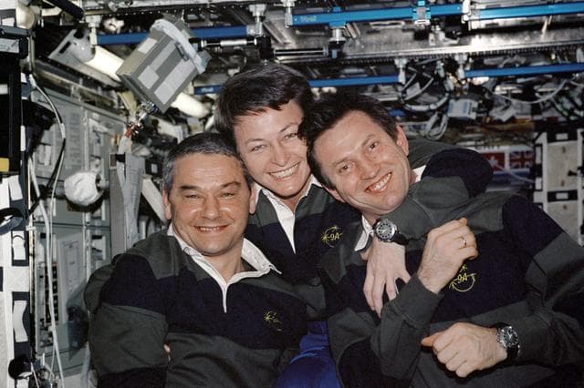 NASA image: Expedition 5 crew poses for portrait in Destiny module