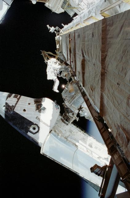 NASA image: Lopez-Alegria during STS-113 EVA 2