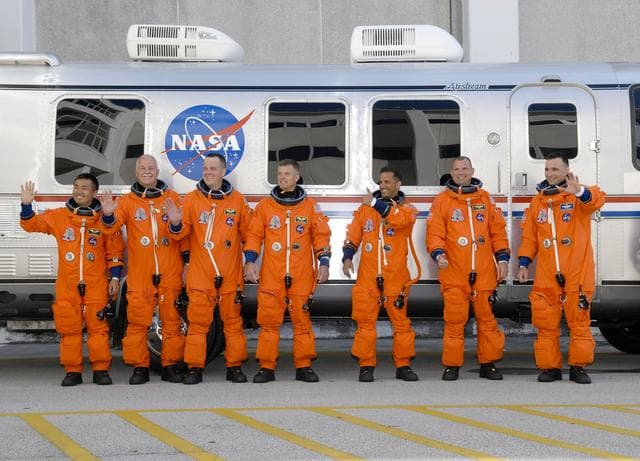 NASA image: STS-119 Crew Walkout