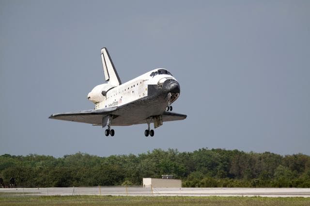 NASA image: sts119-s-071