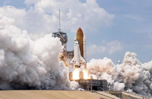 NASA image: Launch of Space Shuttle Atlantis / STS-125 Mission