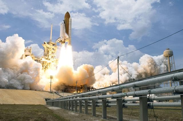 NASA image: Launch of Space Shuttle Atlantis / STS-125 Mission