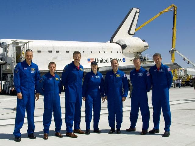 NASA image: Landing of Space Shuttle Atlantis / STS-125 Mission