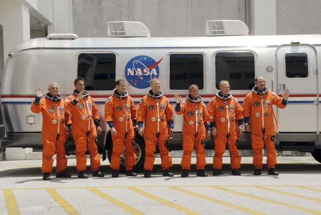 NASA image: sts127-s-007