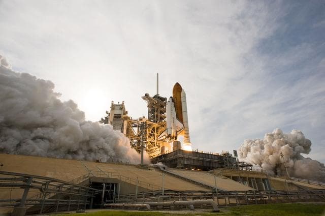 NASA image: sts127-s-037