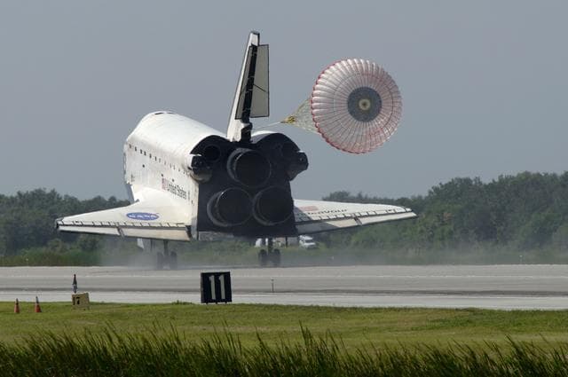 NASA image: sts127-s-072