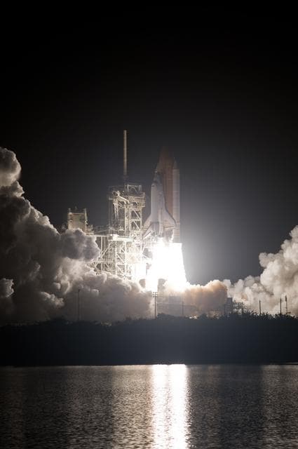 NASA image: sts128-s-032