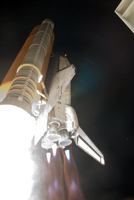 sts128-s-038