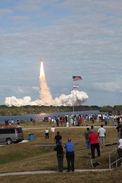 NASA image: Launch of Space Shuttle Atlantis / STS-129 Mission