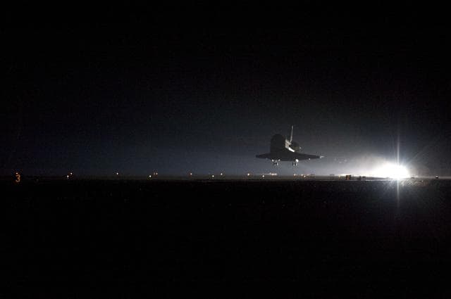 NASA image: STS-130 Endeavour Lands at KSC