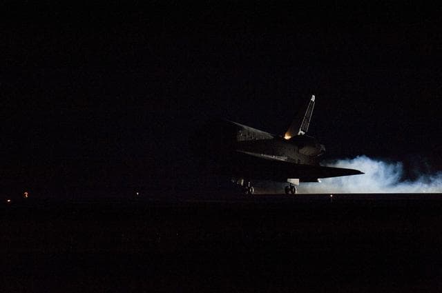 NASA image: STS-130 Endeavour Lands at KSC