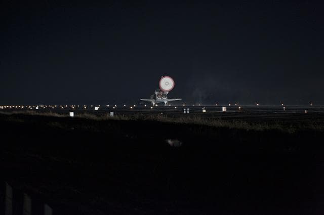 NASA image: STS-130 Endeavour Lands at KSC