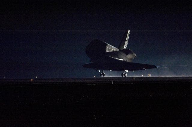 STS-130 Endeavour Lands at KSC