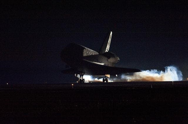 NASA image: STS-130 Endeavour Lands at KSC